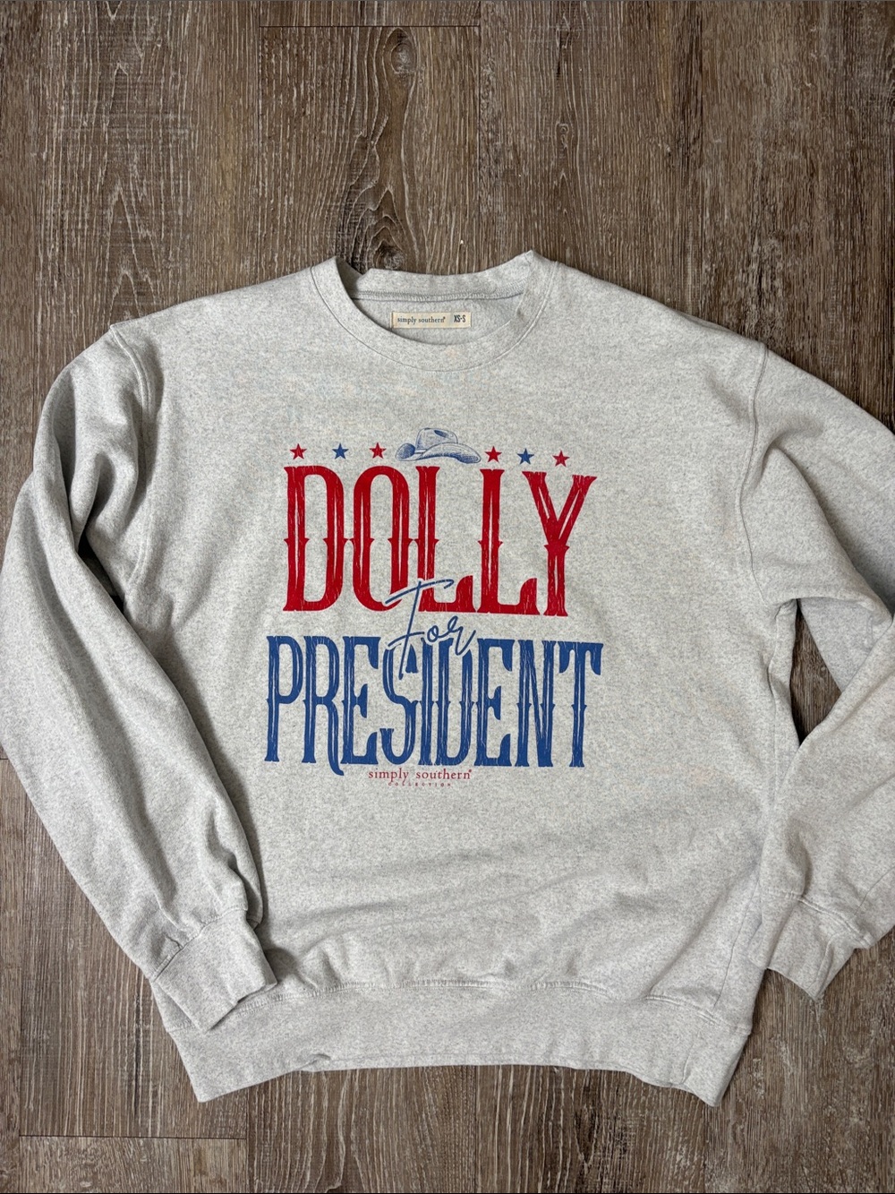 Simply Southern Gray 'DOLLY for PRESIDENT' Sweatshirt